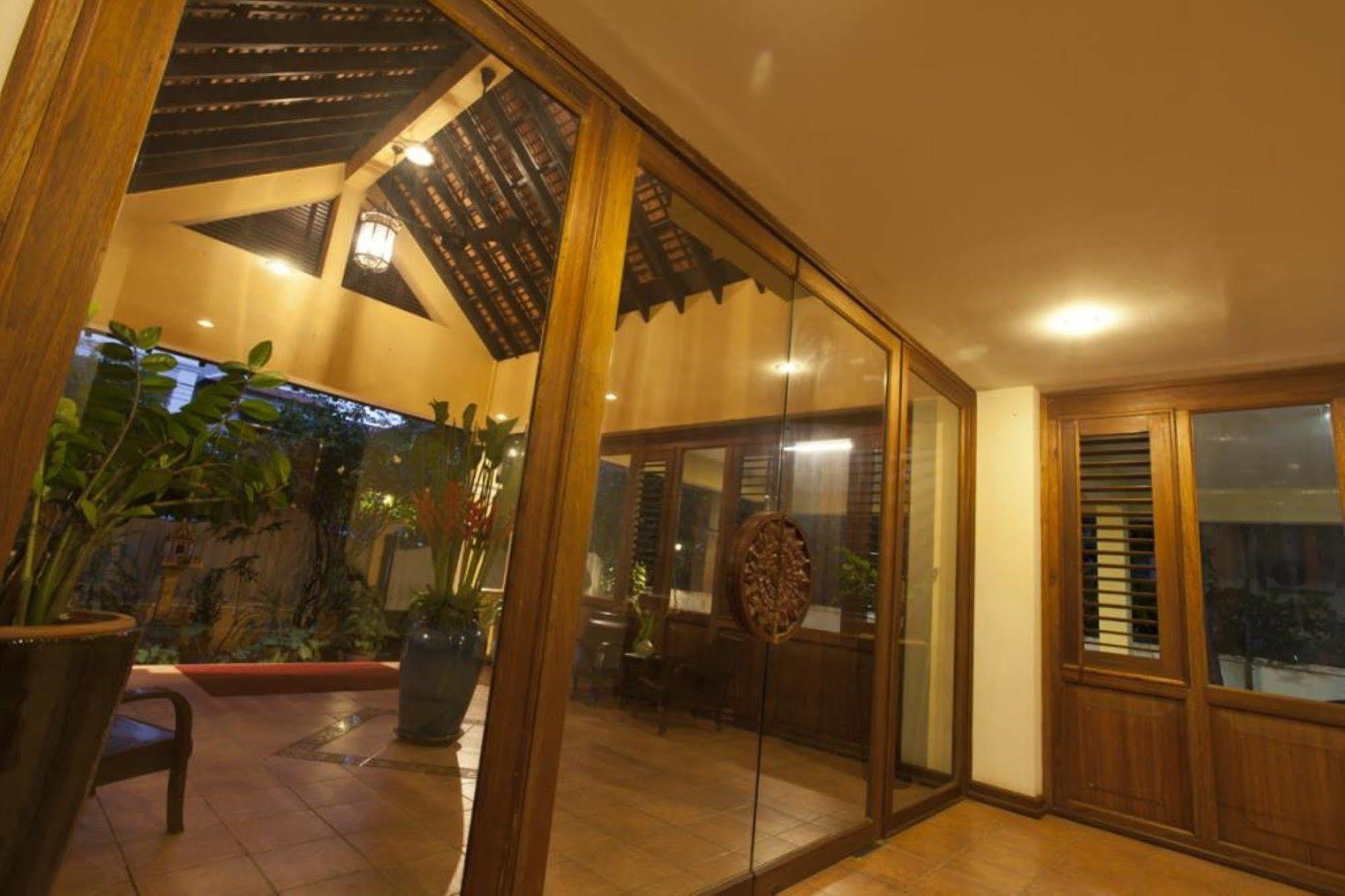 Grand Residence Phnompen Kültér fotó